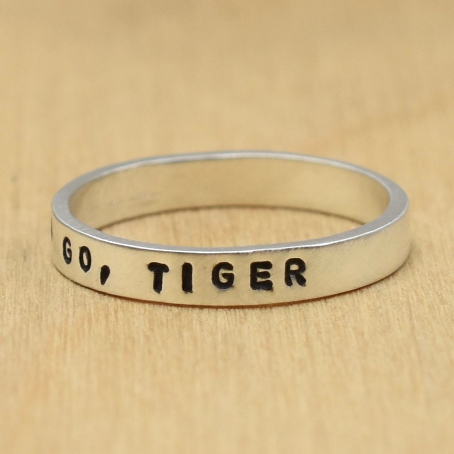 Way To Go, Tiger Ring